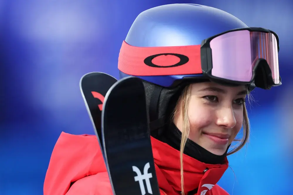 Freestyle skiing star Eileen Gu suffers injury in New Zealand training accident