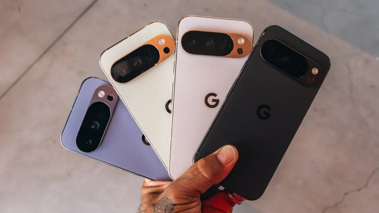 Showdown of Giants: Google Pixel 10 Pro vs Samsung Galaxy S25 Ultra